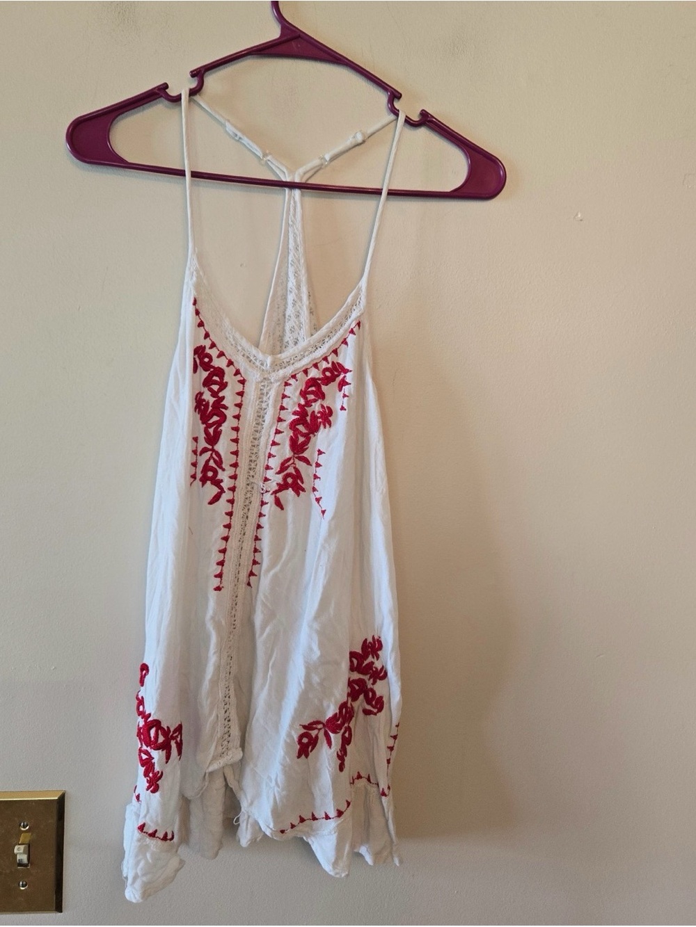 Charlotte Russe white tank top size womens medium